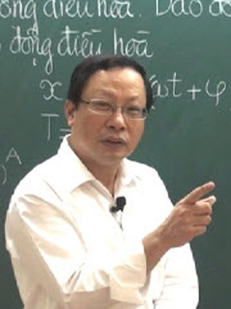 Giáo viên luyện thi Vật lý nổi tiếng-Thầy Nguyễn Hoàng Kim