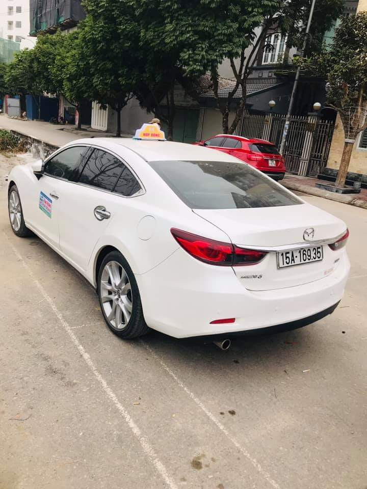 Taxi Hùng Vương