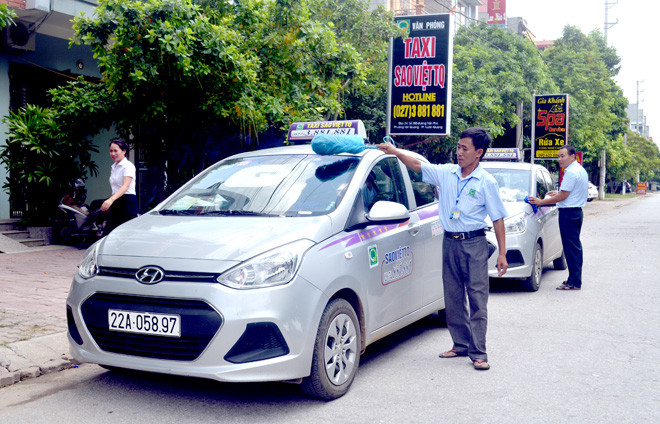 Da Nang Transfer Service đi đón khách