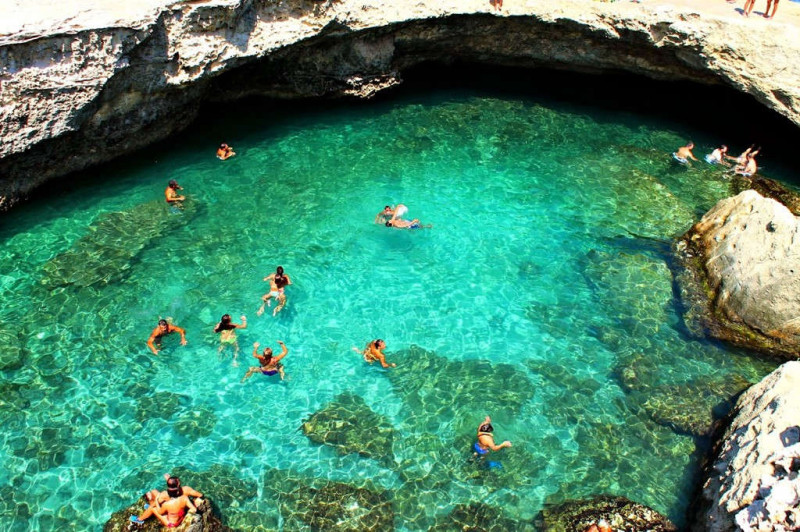 Hồ Grotta Della Poesia
