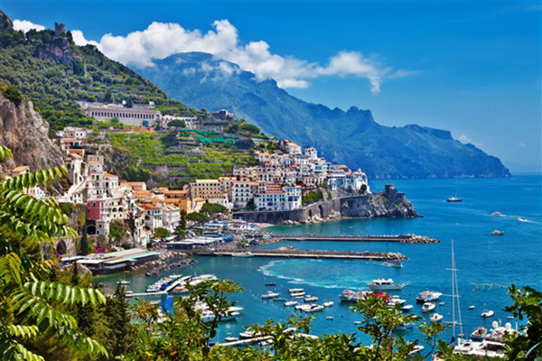 Hồ Como ở Lombardy, Italy