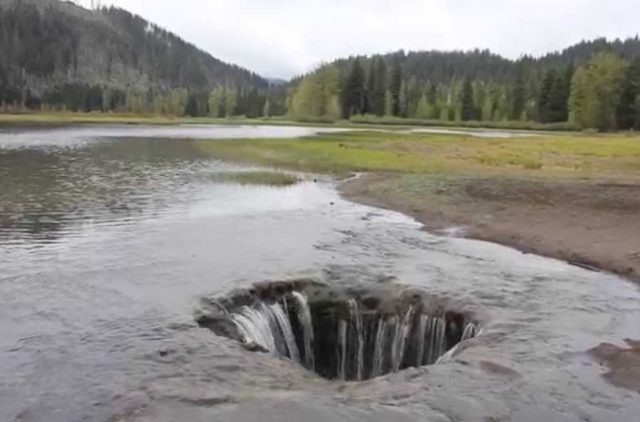 Hồ Mất Tích, Oregon