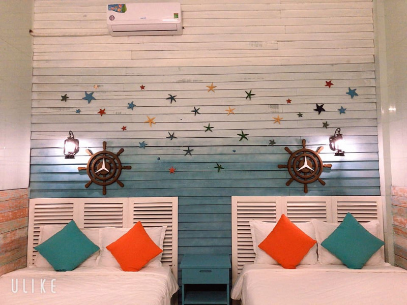 Sea & Sail Hostel