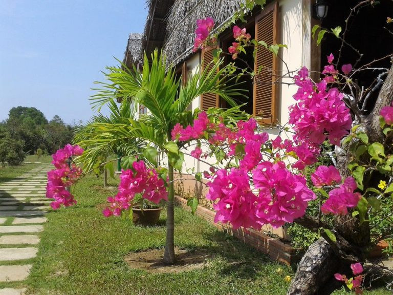 Spring Garden Homestay - Onglang Beach