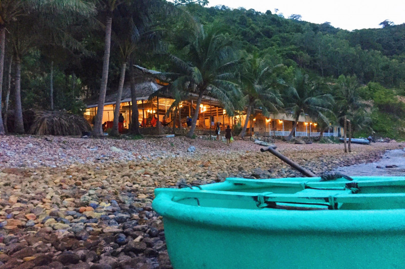 Bãi Sỏi Beach Nam Du