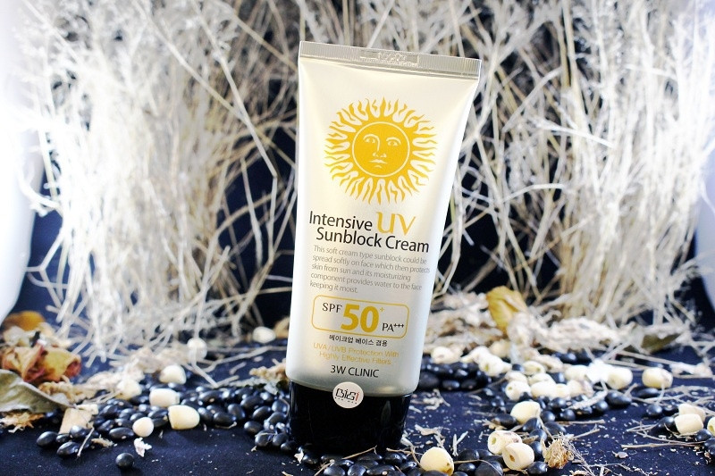 Kem chống nắng Intensive UV Sunblock Cream SPF50 PA+++