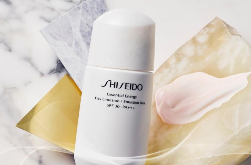Shiseido Essential Energy Day Emulsion SPF 30