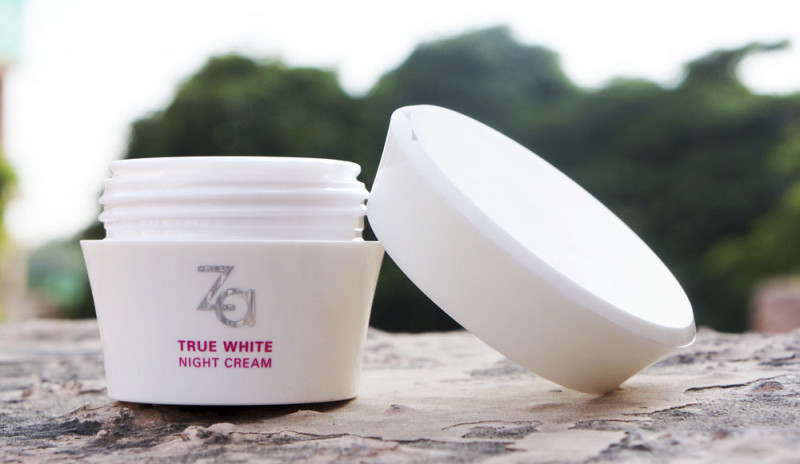 Za True White Night Cream