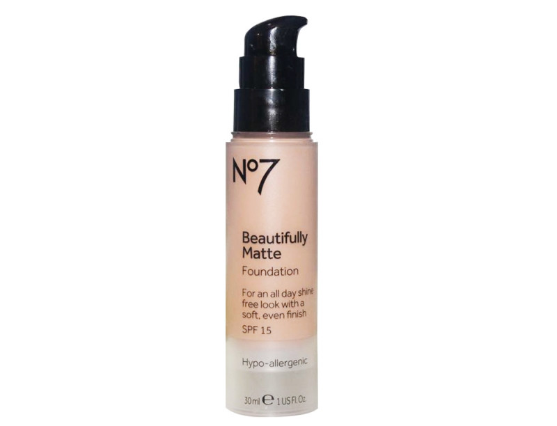 Boots No7 Beautifully Matte Foundation