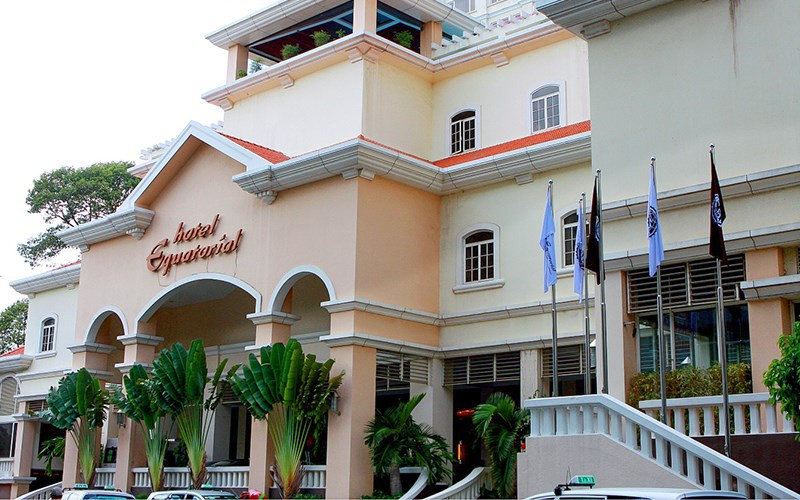 Khách sạn Equatorial