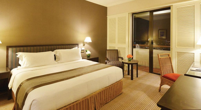 Phòng tại khách sạn Equatorial