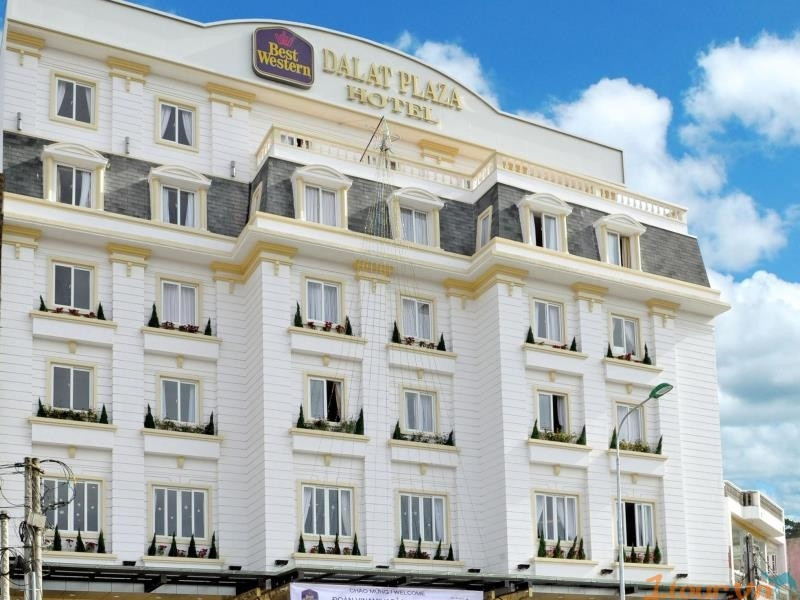 Khách Sạn Dalat Plaza nằm ngay trung tâm thành phố Đà Lạt