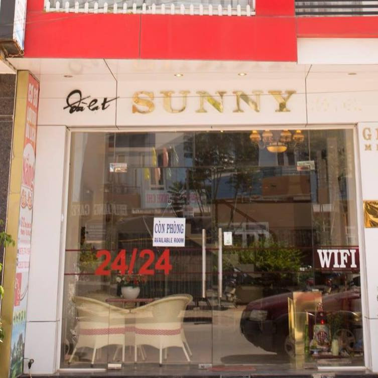 Khách sạn Sunny