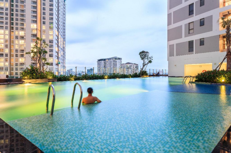 CAMILLA HOUSE - RIVER GATE - INFINITY EDGE POOL