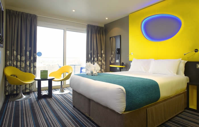 Wave Hotel cung cấp cho khách du lịch những căn phòng nghỉ vô cùng tiện nghi và hiện đại