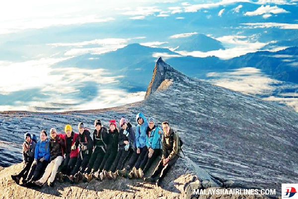 Đỉnh Kinabalu