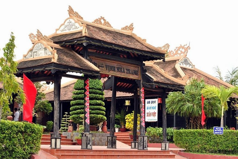 Vịnh quán Nha Trang mang đậm nét kiến trúc của Việt Nam
