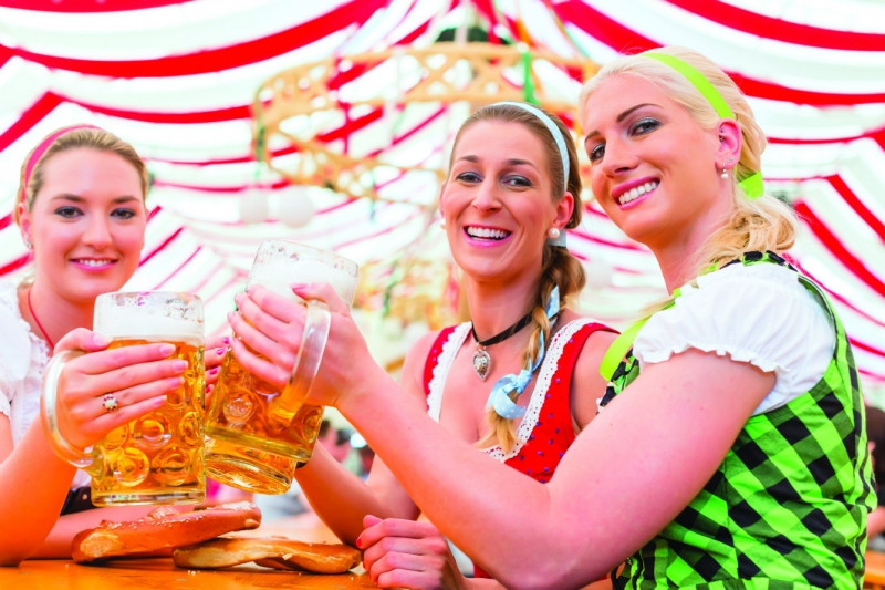 Lễ hội bia Oktoberfest ở Hannover (Đức)
