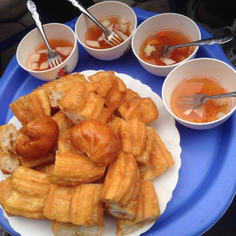 Bánh quẩy nóng, bánh bao chiên - Số 431 Nguyễn Khang, Cầu Giấy