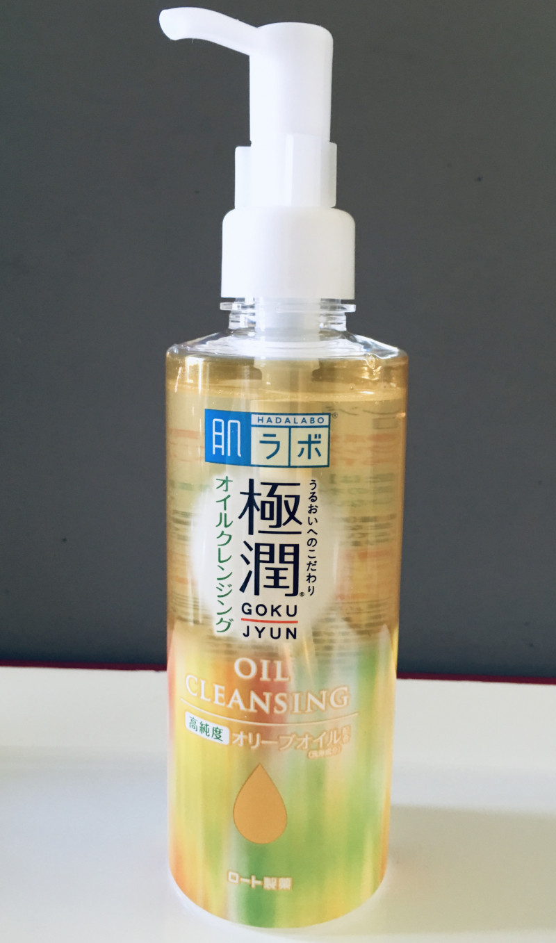 Tẩy trang Rohto Hada Labo Gokujyun Cleansing Oil