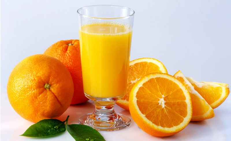 Nước cam chứa nhiều loại axit amin có lợi cho hệ tiêu hóa