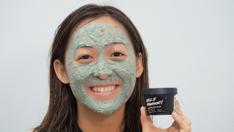Lush Presh Mask – Mask Of Magnaminty được rất nhiều các Beauty Blogger tin dùng