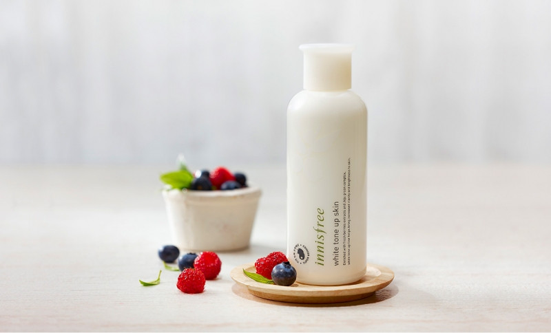 Innisfree white toner up skin