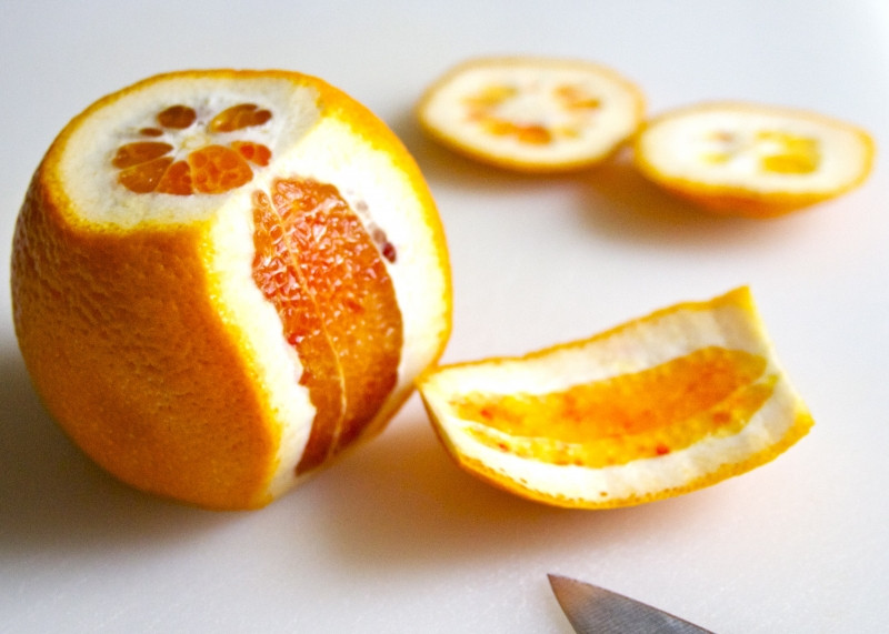 Vỏ cam chứa gấp 2 lần lượng vitamin C