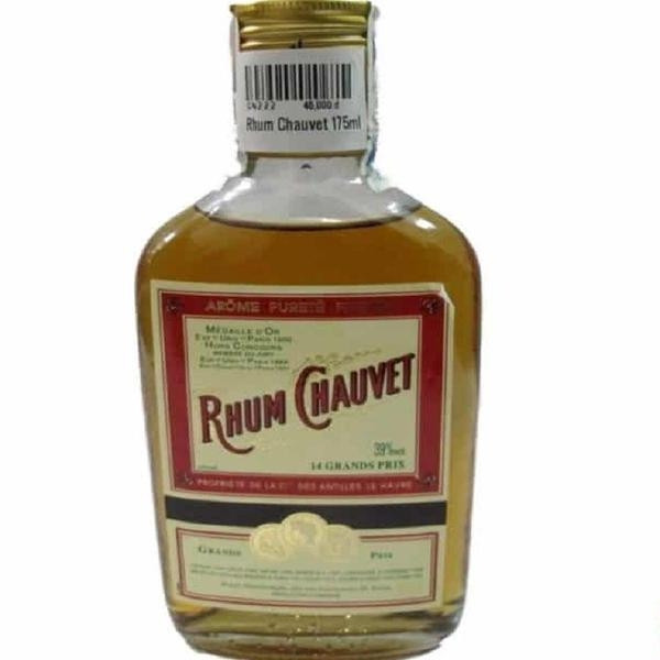 Rhum Chauvet là một loại rượu nổi tiếng được chưng cất đặc biệt từ mật mía của quần đảo Antilles