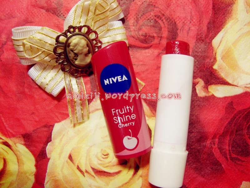 Nivea Fruity Shine ngọt ngào!