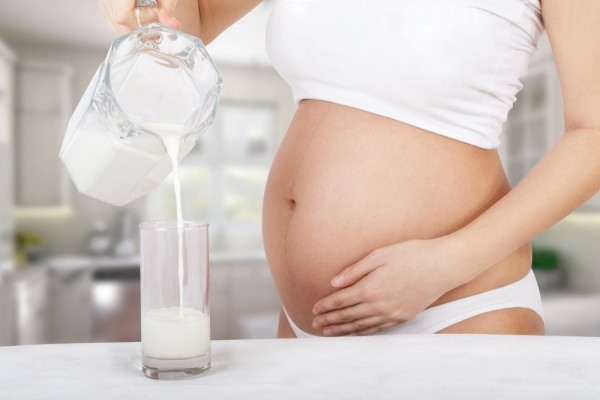 Mẹ bầu nên uống sữa đậu nành