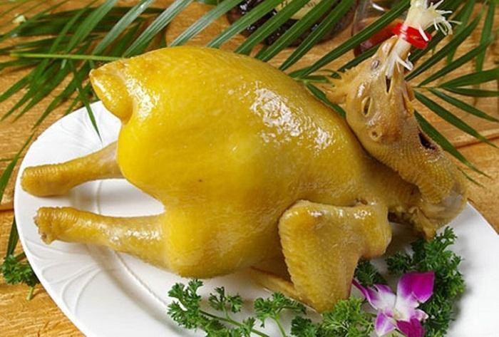 Theo Đông, thịt gà và cá chép đều là hai nhóm thực phẩm kỵ nhau.