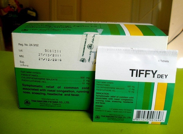 Tiffy là thuốc giảm đau và hạ sốt thông qua tác động trên trung khu điều nhiệt của não