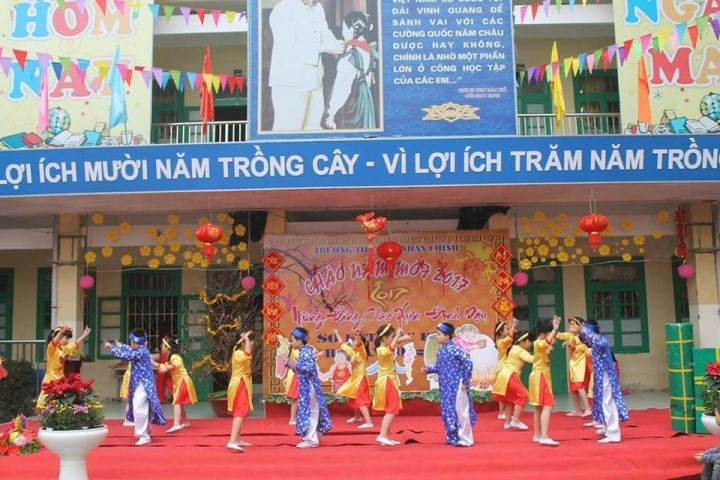 Lời dẫn chương trình hội xuân