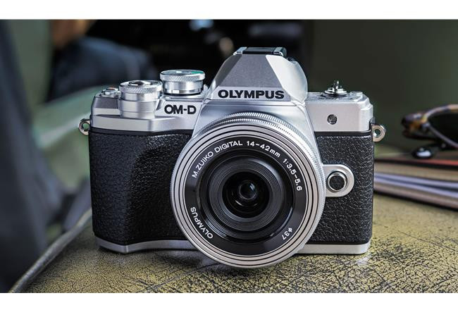 Olympus OM-D E-M10 Mark III