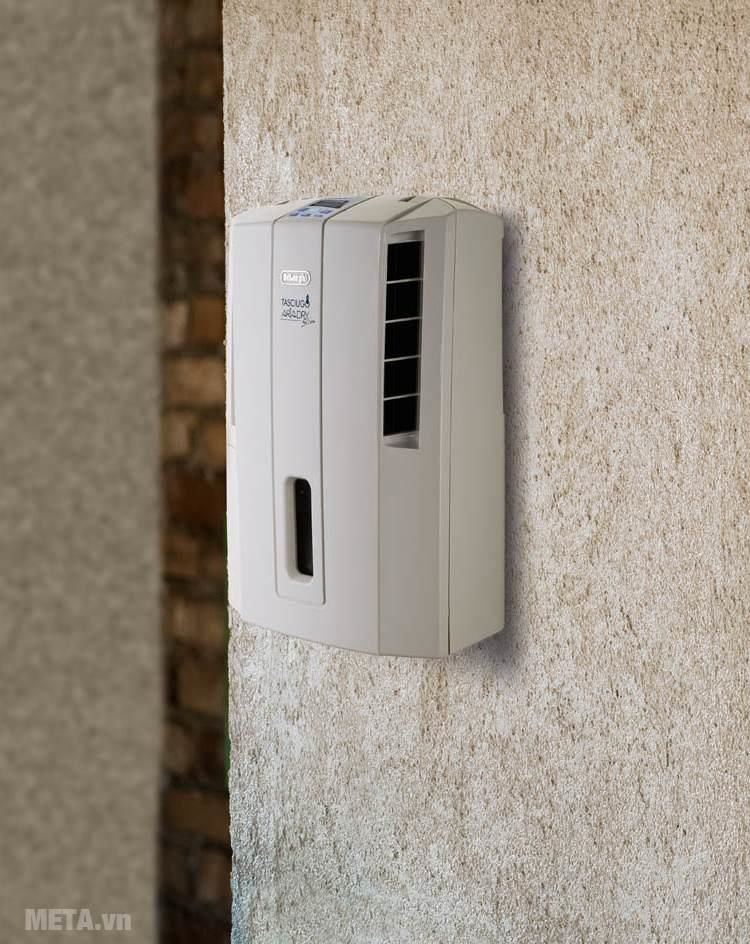 Hút ẩm Delonghi DES16EW có thể gắn tường và tỏa luồng khí theo hai hướng