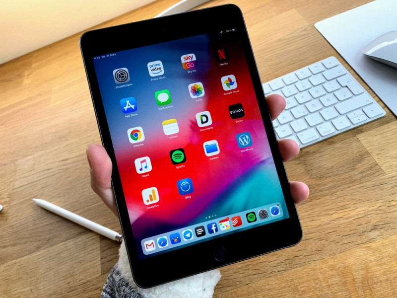 Apple iPad Mini (2019) mới đi kèm với bộ vi xử lý A12 Bionic mạnh mẽ và kiến ​​trúc 64 bit là một bước nhảy vọt về hiệu năng.