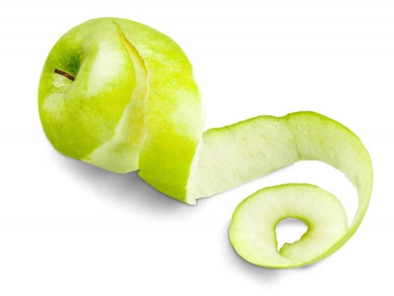 Vỏ táo cũng có ích trong việc trị bỏng