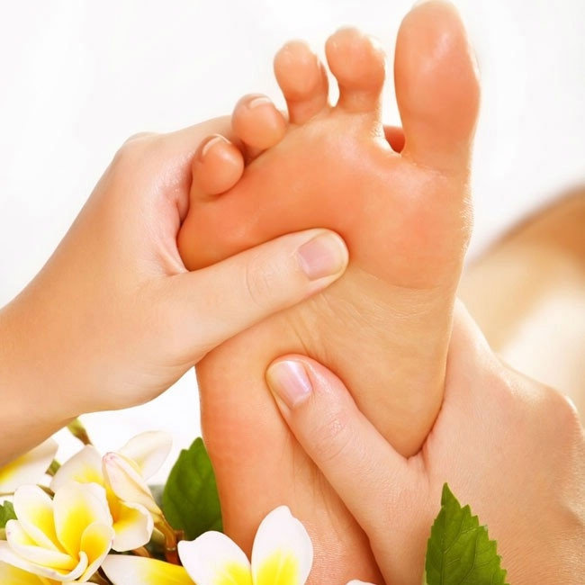 Massage lòng bàn chân
