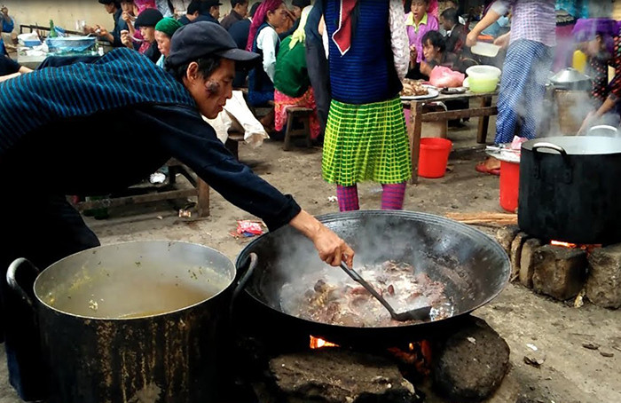 Nậm pịa là một món ăn đặc trưng của người dân tộc Thái ở Mai Châu, Hòa Bình.