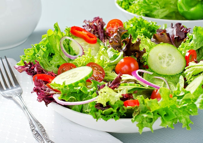 Salad trộn dấm - món ăn không gây béo yêu thích của chị em