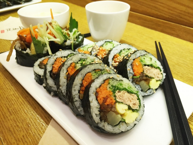 Món kimbap của Hàn Quốc