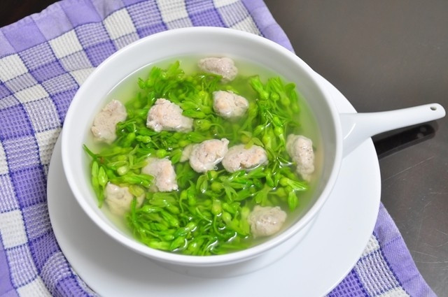 Canh thiên lý nấu ngao