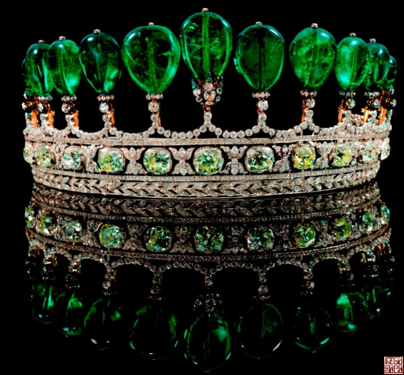 Chiếc vương miện Tiara