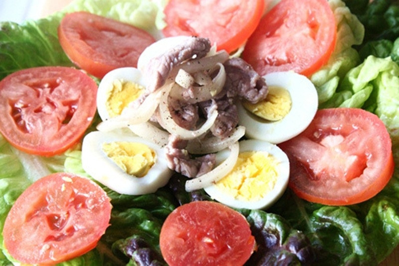 Salat rau thịt trứng