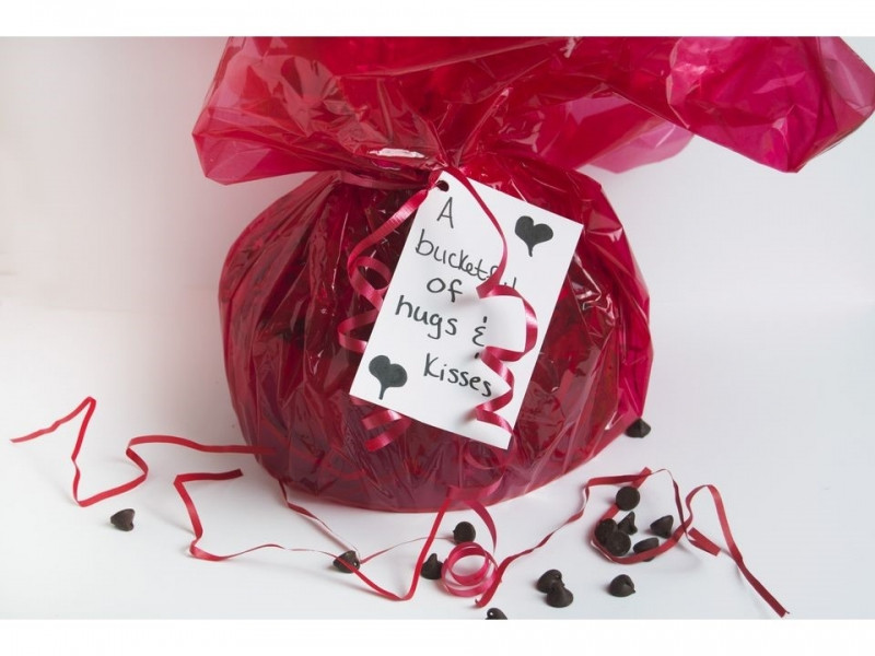 Gói kẹo được “biến tấu” cho ngày Valentine ý nghĩa.