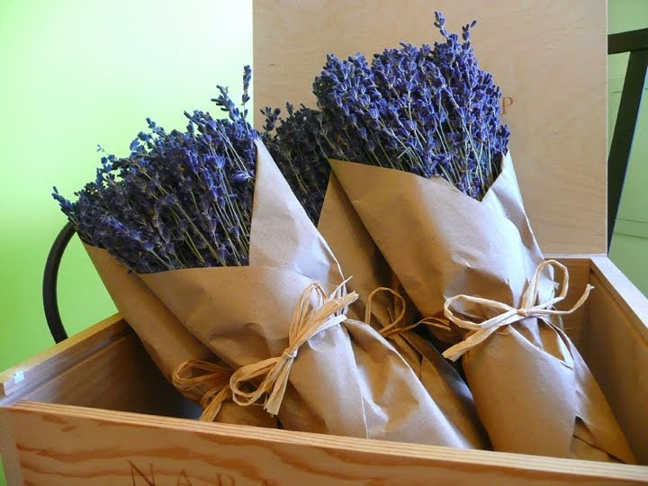 Hoa lavender khô - món quà Valentine tuyệt vời nhất cho những ai yêu xa