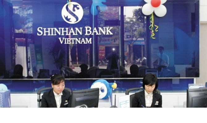 Shinhan là một tập đoàn tài chính tiên phong về việc nắm giữ tài chính tại Hàn Quốc