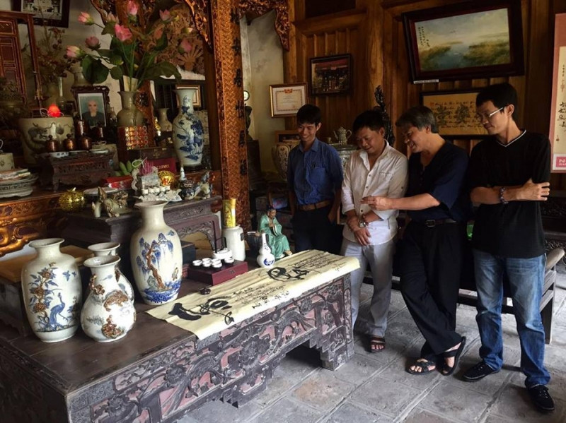 Tô Thanh Sơn là nghệ nhân ưu tú của nghề gốm Bát Tràng - Gia Lâm - Hà Nội.