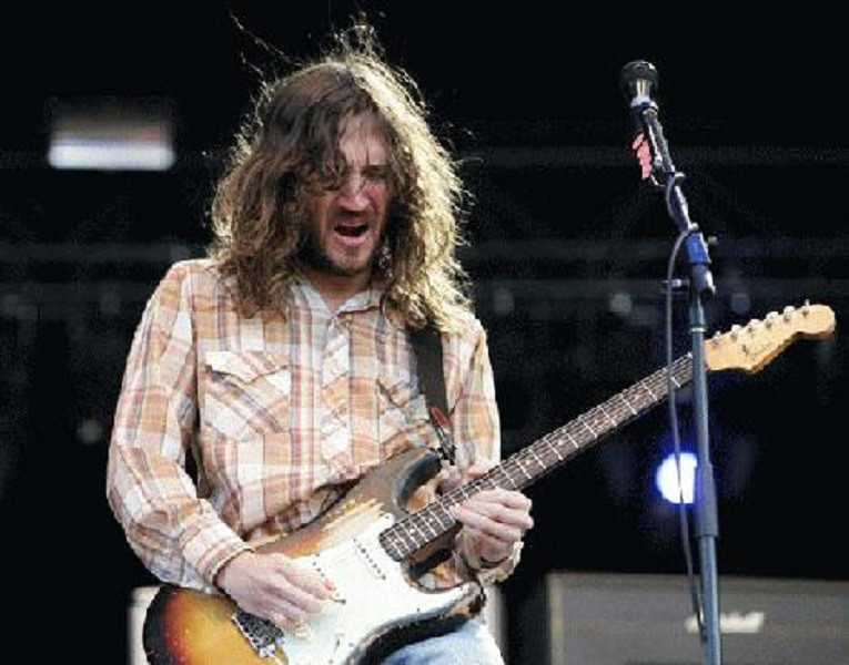 Nghệ sĩ guitar John Frusciante